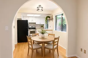 14037 108th Ave NE, Kirkland, WA 98034 - Photo 6