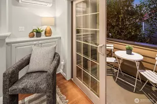 2112 Warren Ave N, Seattle, WA 98109 - Photo 12