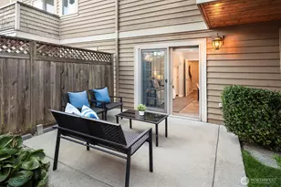 2112 Warren Ave N, Seattle, WA 98109 - Photo 34