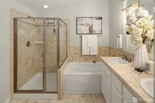 2112 Warren Ave N, Seattle, WA 98109 - Photo 30