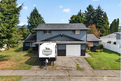 901 Melody Lane, Enumclaw, WA 98022 - Photo 2