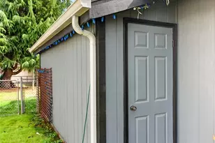 901 Melody Ln, Enumclaw, WA 98022 - Photo 22
