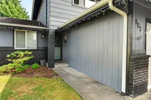 901 Melody Ln, Enumclaw, WA 98022 - Photo 6