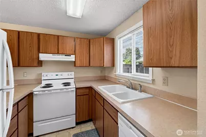 1360 Florence Street, Enumclaw, WA 98022 - Photo 26