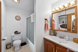 1360 Florence St, Enumclaw, WA 98022 - Photo 20
