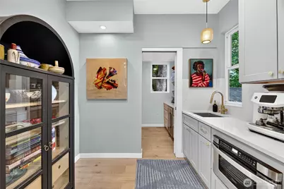 7124 Wright Avenue SW, Seattle, WA 98136 - Photo 14