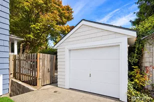 5018 20th Ave NE, Seattle, WA 98105 - Photo 38