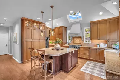 1260 108th Avenue NE, Bellevue, WA 98004 - Photo 12