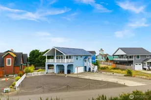 320 Marina Ct, Ocean Shores, WA 98569 - Photo 4