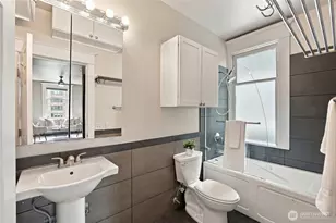 1424 Belmont Ave, Seattle, WA 98122 - Photo 22