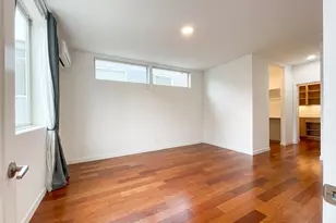 3041 21st Ave W, Seattle, WA 98199 - Photo 6