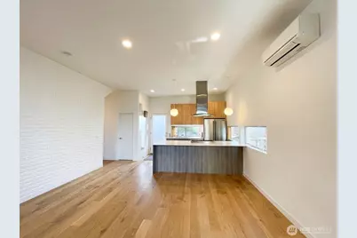 3041 21st Avenue W #B, Seattle, WA 98199 - Photo 4
