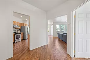 715 SE Heron Dr, College Place, WA 99324 - Photo 2