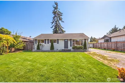 710 107th Place SW, Everett, WA 98204 - Photo 2