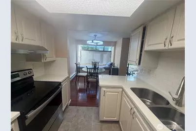 4820 200th Street SW #B101, Lynnwood, WA 98036 - Photo 10