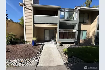 4820 200th Street SW #B101, Lynnwood, WA 98036 - Photo 4