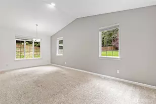 13250 235th Street SE, Issaquah, WA 98027 - Photo 8