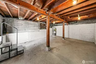 1015 N 40th St, Seattle, WA 98103 - Photo 18