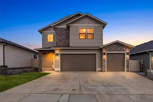 526 S Oasis Loop, East Wenatchee, WA 98802 - Photo 1