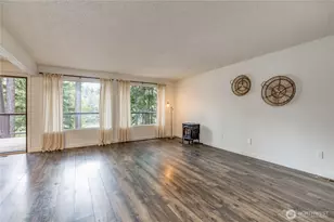4908 W Tapps Dr E, Lake Tapps, WA 98391 - Photo 12