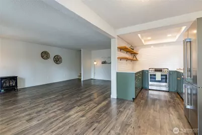 4908 W Tapps Drive E, Lake Tapps, WA 98391 - Photo 8