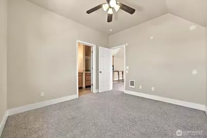 4406 Mount Adams View Dr, West Richland, WA 99353 - Photo 34