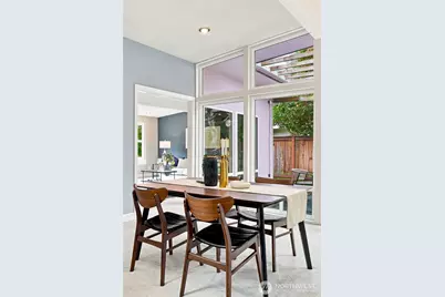 8218 SE 36th Street, Mercer Island, WA 98040 - Photo 16