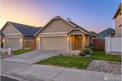 1202 Carver Street, College Place, WA 99324 - Photo 2