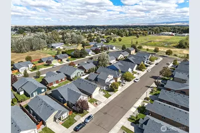 1202 Carver Street, College Place, WA 99324 - Photo 28