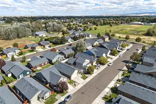 1202 Carver St, College Place, WA 99324 - Photo 28