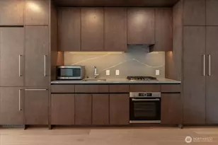 121 Stewart St, Seattle, WA 98101 - Photo 4