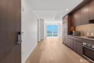 121 Stewart Street #2506, Seattle, WA 98101 - Photo 2