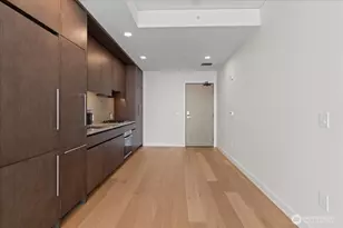 121 Stewart St, Seattle, WA 98101 - Photo 8
