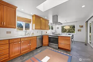 8629 36th Ave SW, Seattle, WA 98126 - Photo 14