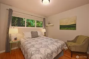 5212 W Mercer Pl, Mercer Island, WA 98040 - Photo 16