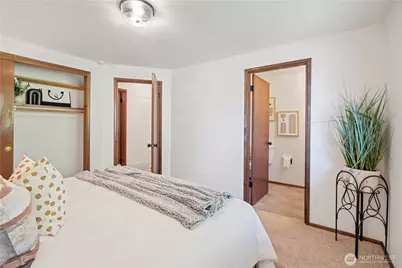 9029 Cascadia Avenue, Everett, WA 98208 - Photo 8