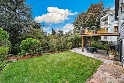 2137 N 86th Street, Seattle, WA 98103 - Photo 26
