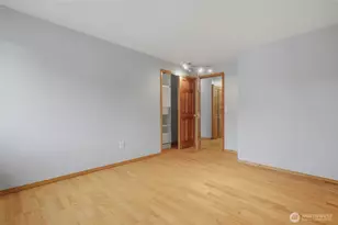 12516 SE 32nd St, Bellevue, WA 98005 - Photo 26