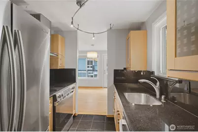 12516 SE 32nd Street #27, Bellevue, WA 98005 - Photo 10