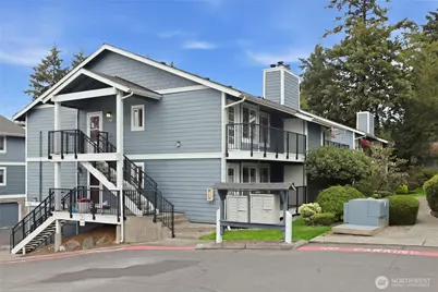 12516 SE 32nd Street #27, Bellevue, WA 98005 - Photo 2