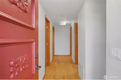 12516 SE 32nd Street #27, Bellevue, WA 98005 - Photo 4