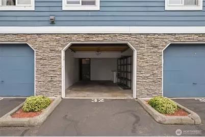 12516 SE 32nd Street #27, Bellevue, WA 98005 - Photo 34