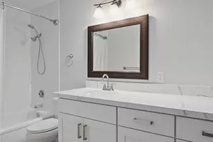 12516 SE 32nd St, Bellevue, WA 98005 - Photo 28