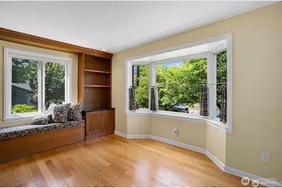 4021 NE 60th Street, Seattle, WA 98115 - Photo 10