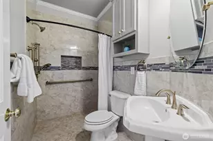 4422 240 Pl SE, Bothell, WA 98021 - Photo 20