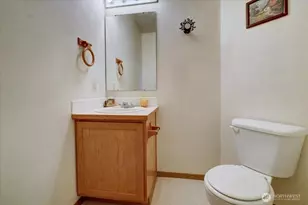 9029 S J St, Tacoma, WA 98444 - Photo 4