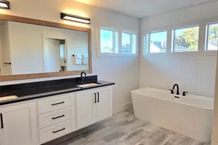 1300 S 41st Pl, Ridgefield, WA 98642 - Photo 14