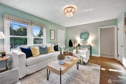 6712 18th Avenue SW, Seattle, WA 98106 - Photo 2