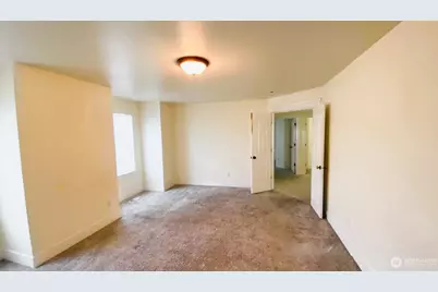 4712 204th Street Ct E, Spanaway, WA 98387 - Photo 8