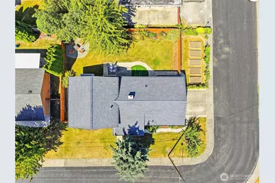 129 Christina Drive, Sumner, WA 98390 - Photo 36